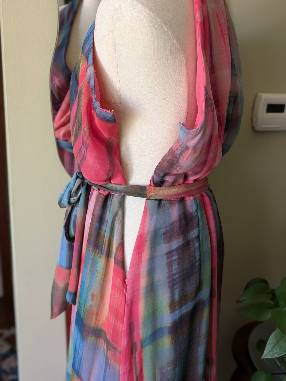 Plus Size Tie Dye Maxi Dress - Picture 7 of 16